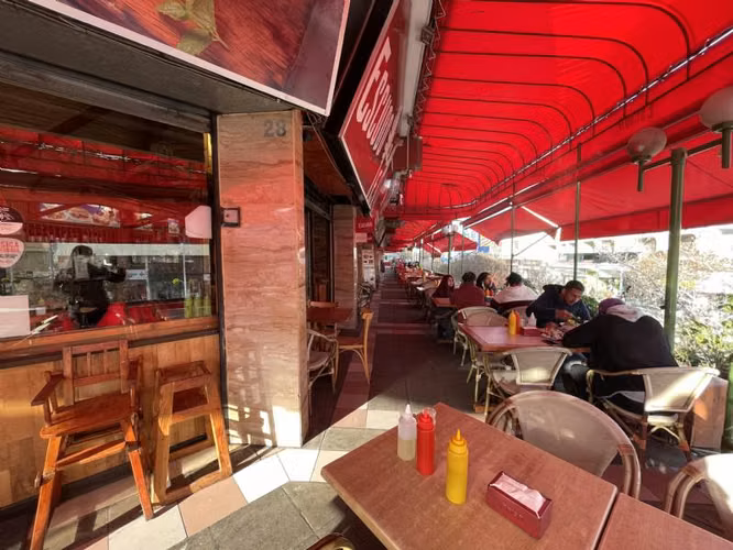 Local DERECHO DE LLAVE EN VENTA, CALLE VALPARAISO (CÓD. 268)
