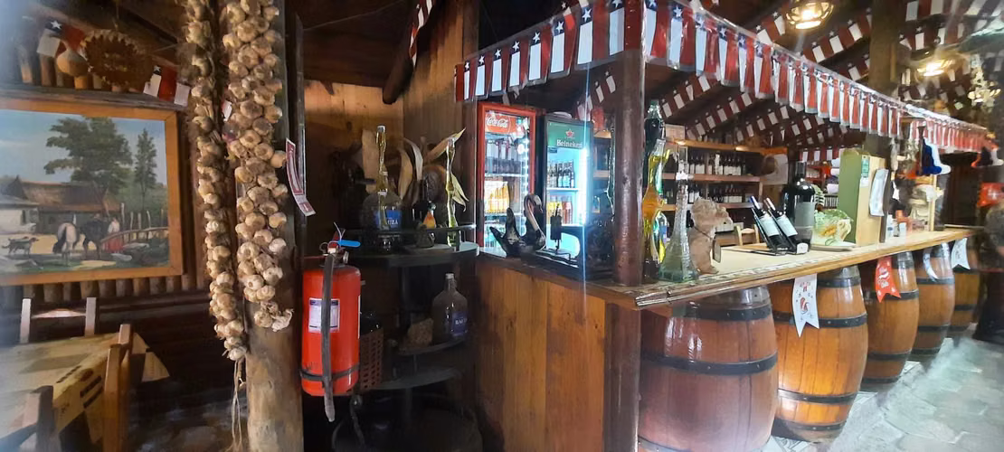 Restaurant en venta , parcela 5000mt2 (10734)