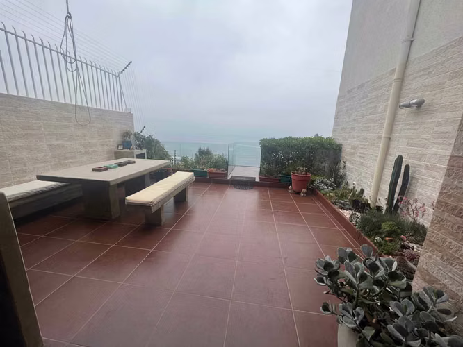 Amplia terraza  (16071)