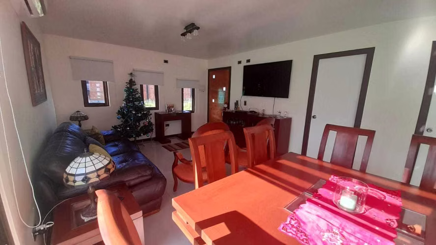 Venta Casa moderna comuna Los Lagos (36685)