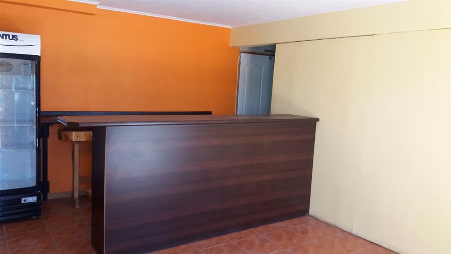 LOCAL COMERCIAL Propiedad comercial en venta en Pedro de Valdivia.