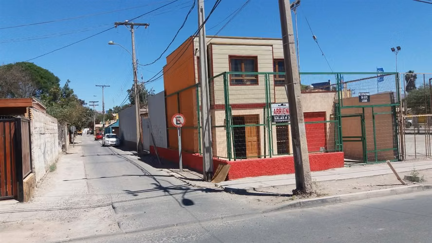 LOCAL COMERCIAL Propiedad comercial en venta en Pedro de Valdivia.