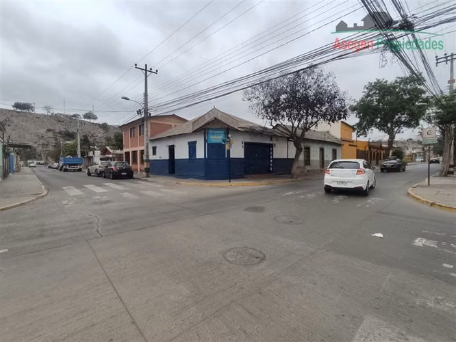 CASA Propiedad en venta en sector centro de Vallenar, Esquina Merced con Santiago. - Imagen 4