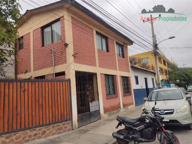 OFICINA Propiedad en venta en sector centro de Vallenar, Esquina Merced con Santiago.