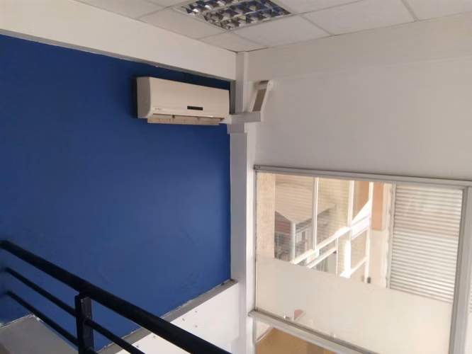 LOCAL COMERCIAL Local comercial en venta en Edificio Plaza Real