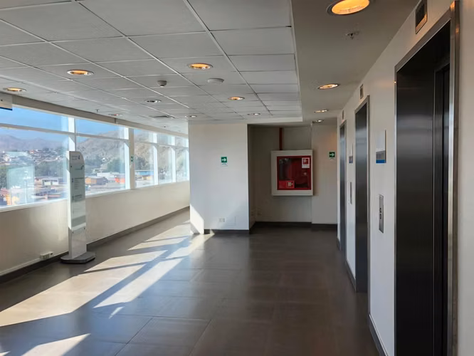 LOCAL COMERCIAL Oficina en arriendo en Mall Plaza Copiapo.