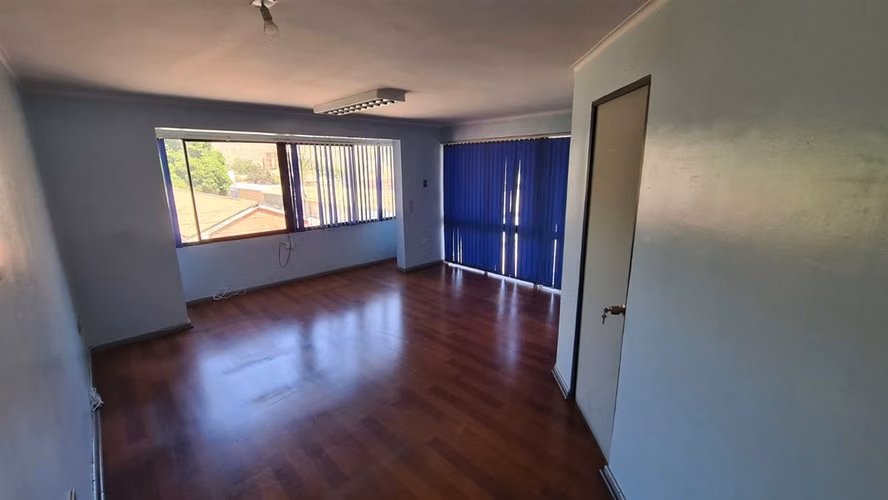 OFICINA Oficina en arriendo en sector centro, edificio San Luis - Imagen 2