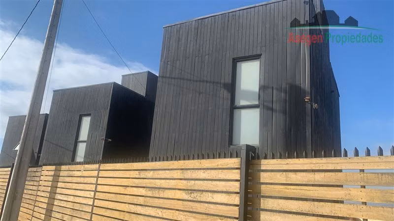 CASA Cabaña Amoblada en Arriendo en Caldera