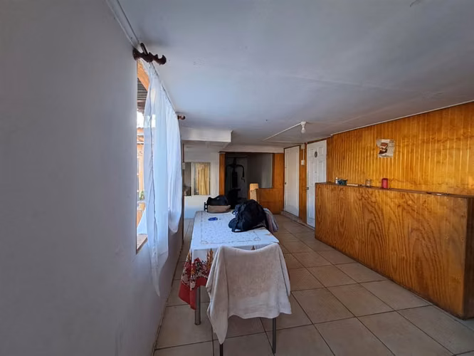 SITIO Casa en venta en la Población Pedro León Gallo