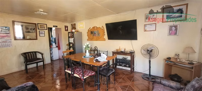 CASA Casa en venta en la Población Juan Pablo II