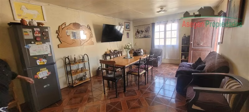 CASA Casa en venta en la Población Juan Pablo II