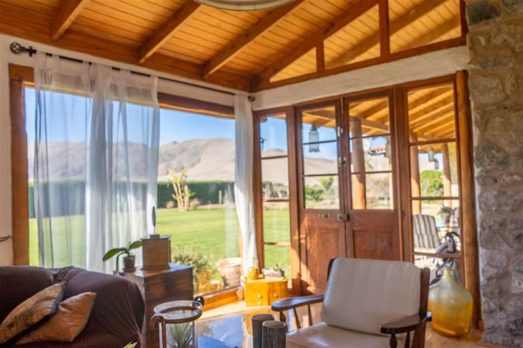 CASA Parcela con hermosa casa en venta en sector Chamonate