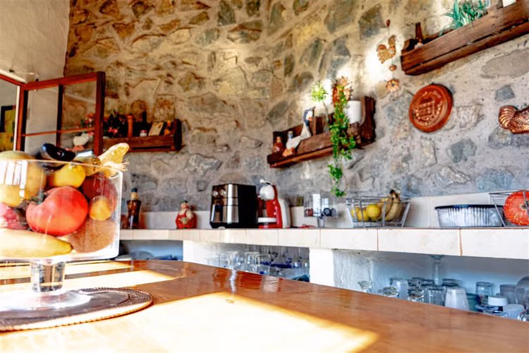 PARCELA Parcela con hermosa casa en venta en sector Chamonate