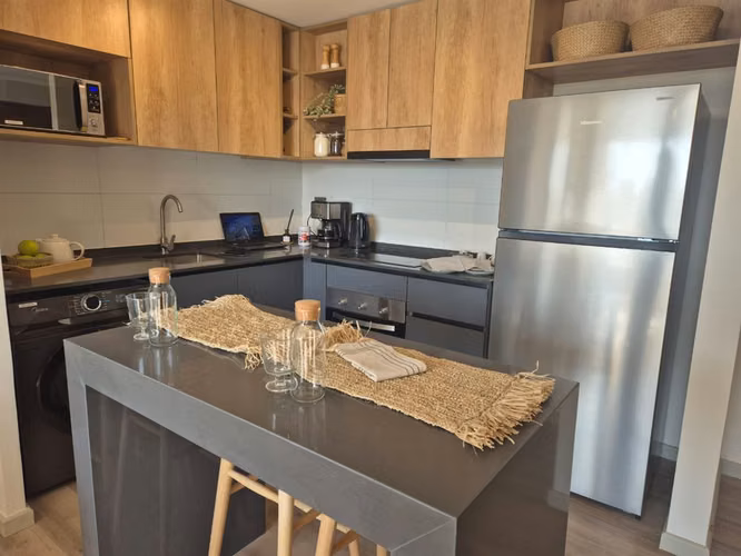 DEPARTAMENTO Proyecto en última etapa de construcción, Av. San Joaquín con Miguel Ramirez