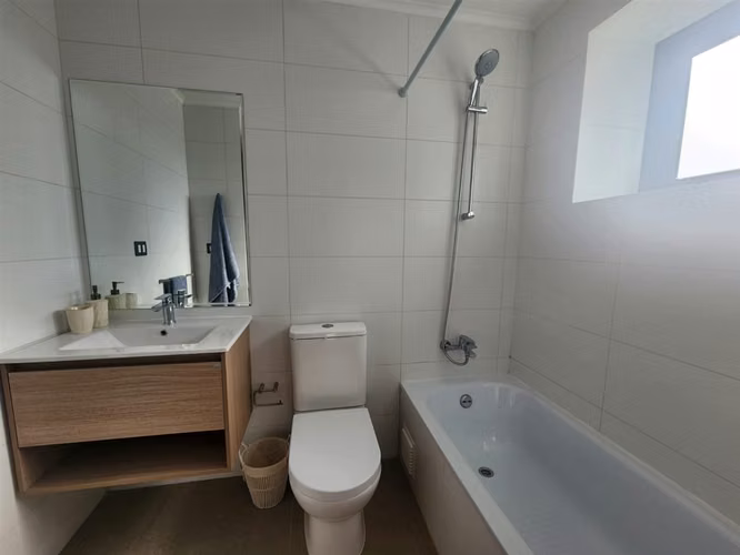 CASA Casa NUEVA en Venta o Arriendo, Machalí, Nogales
