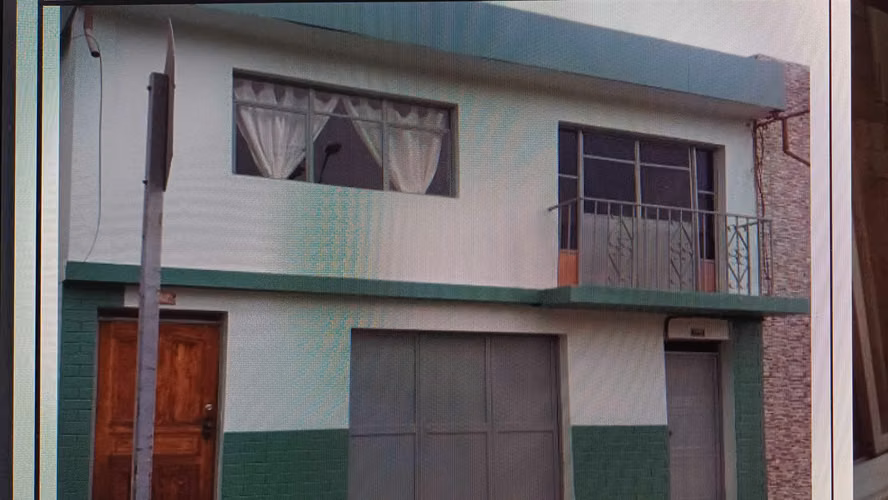Inversión Estratégica en el Centro Casa Sólida + Local