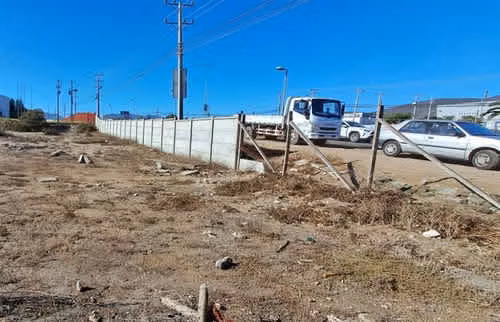 Sitio TERRENO COMERCIAL/INDUSTRIAL AV. LA CANTERA 5.000 M2