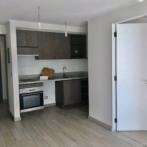 Departamento DP 1D / LO OVALLE / AV. MARIA / LA CISTERNA