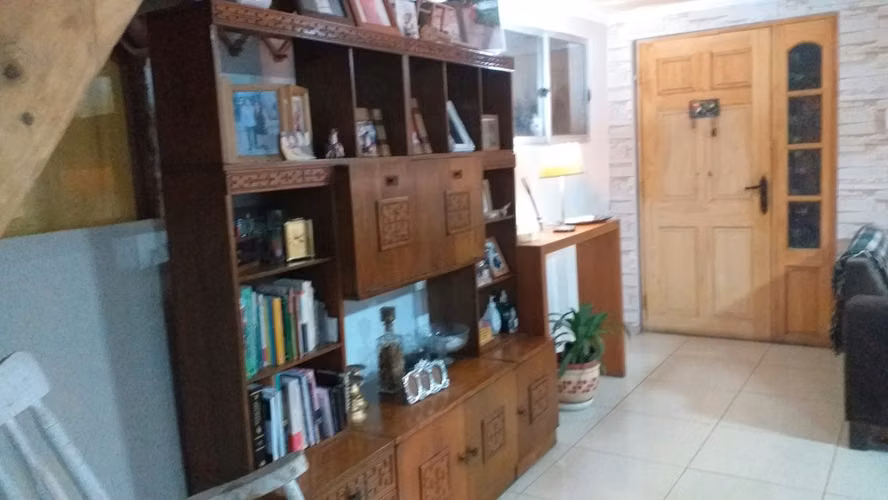 Se vende amplia casa 4 dormitorios 2 baños, San Bernardo