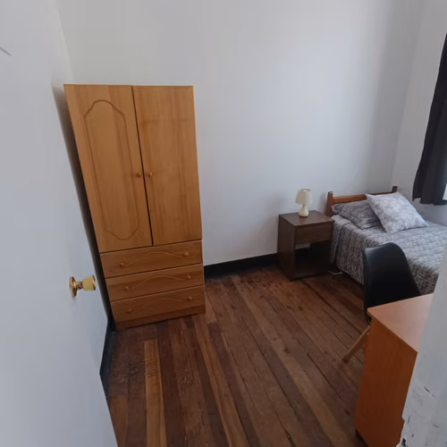 SE ARRIENDA HABITACION PARA ESTUDIANTES UNIVERSITARIOS