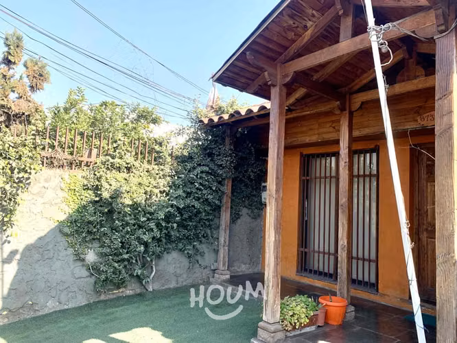 Casa en Avenida Américo Vespucio