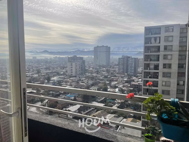 Departamento en Av. Ecuador