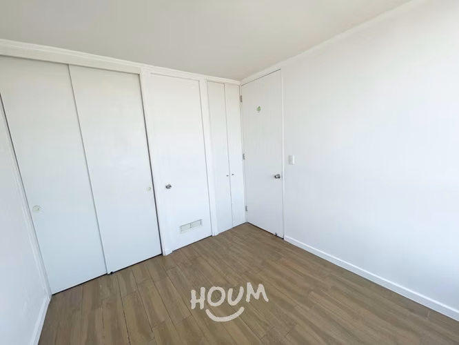 Departamento en Avenida María Rozas Velásquez