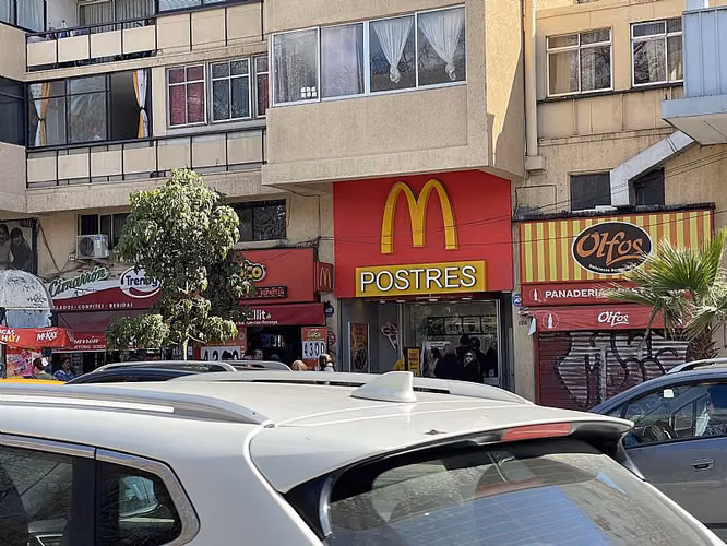 Local SE VENDE LOCAL COMERCIAL EN PLAZA VERGARA (CÓD. 410)