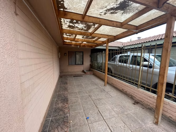 Se Vende Hermosa y amplia Casa en Tierra Viva