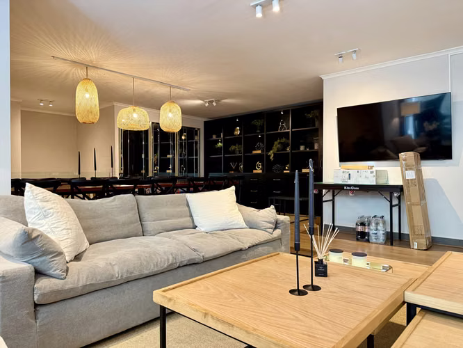 Departamento Jardín y zócalo, De 4 Dorm. En Lo Barnechea - Imagen 30