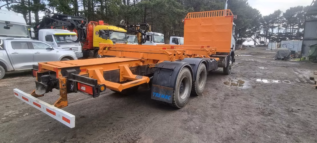 SCANIA FORESTAL P400B  AÑO 2013