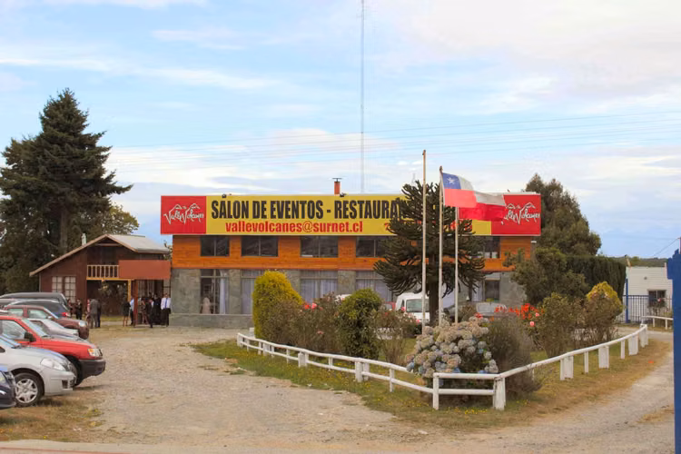 ARRIENDO SALON DE EVENTOS EQUIPADO FUNCIONANDO CON PATENTE