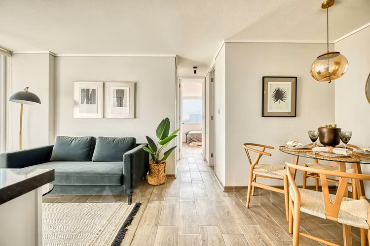 Lofty [2120-4]