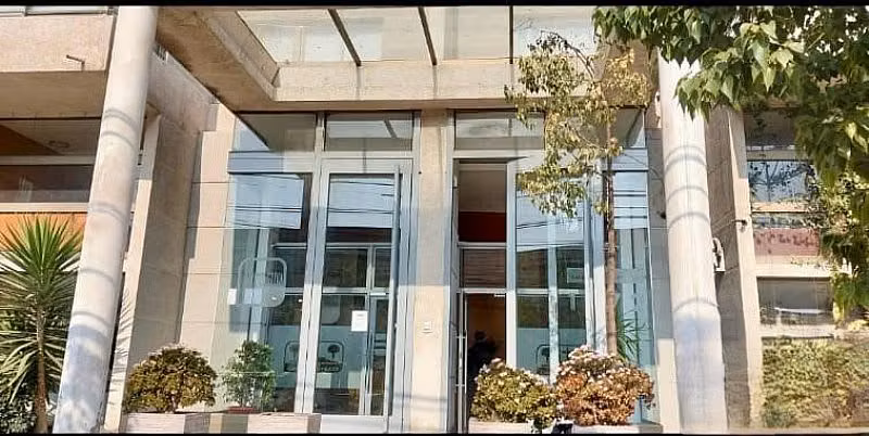VENDO DEPARTAMENTO DE 2 DORMITORIOS A PASOS DE ESTACION DE M