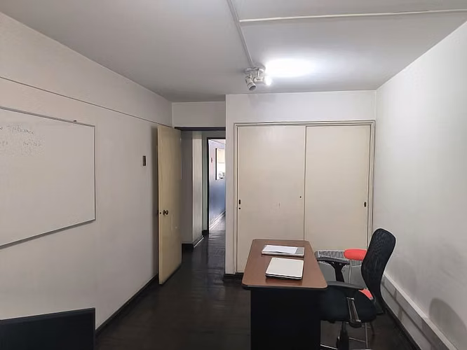 99 m2 DE OFICINA CON POSIBILIDAD DE ESTACIONAMIENT
