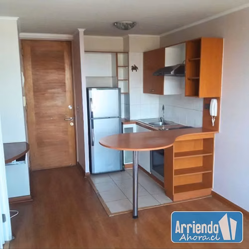 En venta dpto 1 dormitorio cercano a  Metro Santa Lucía
