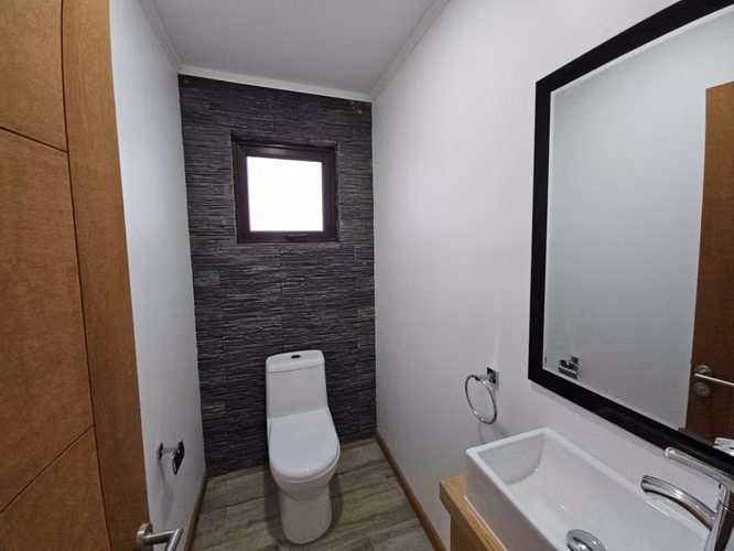 Hermosa Casa Nueva en Puerto Varas  (43722)