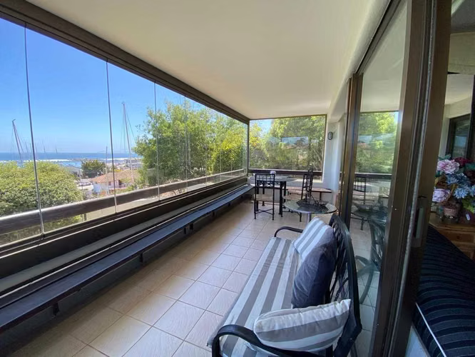 Dpto  4D 3B Vista - Centro Algarrobo  (21880)