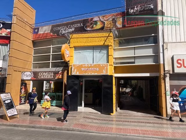 OFICINA Apto para instituciones financieras, publicas u otros en arriendo