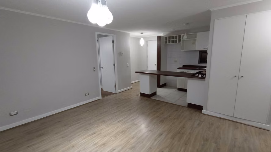 Dpto. 3 Dorm / 2 Baños / 1 Est. Comuna de Santiago.