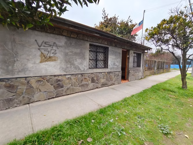 SE VENDE AMPLIA CASA EN LONTUE EXCELENTE UBICACIÓN COMERCIAL REGIÓN DEL MAULE