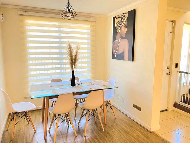 Arriendo casa amoblada ideal para empresas en Torr