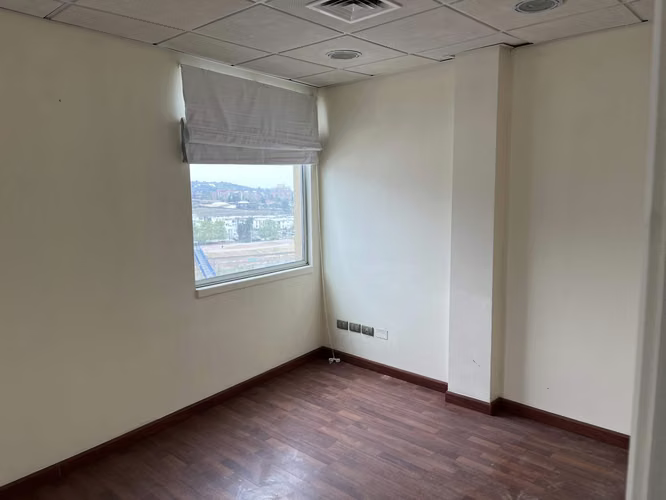 Oficina Avenida Raúl Labbé 13723, Lo Barnechea