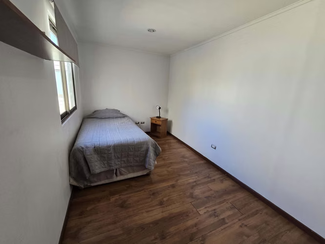 CASA EN CONDOMINIO AMOBLADA
