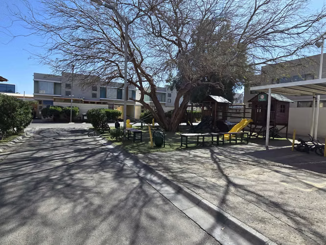 CASA EN CONDOMINIO AMOBLADA