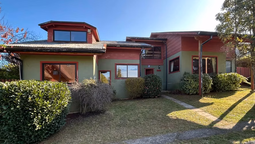 Vendemos hermosa propiedad ubicada en Los notros de Curiñanco, Valdivia