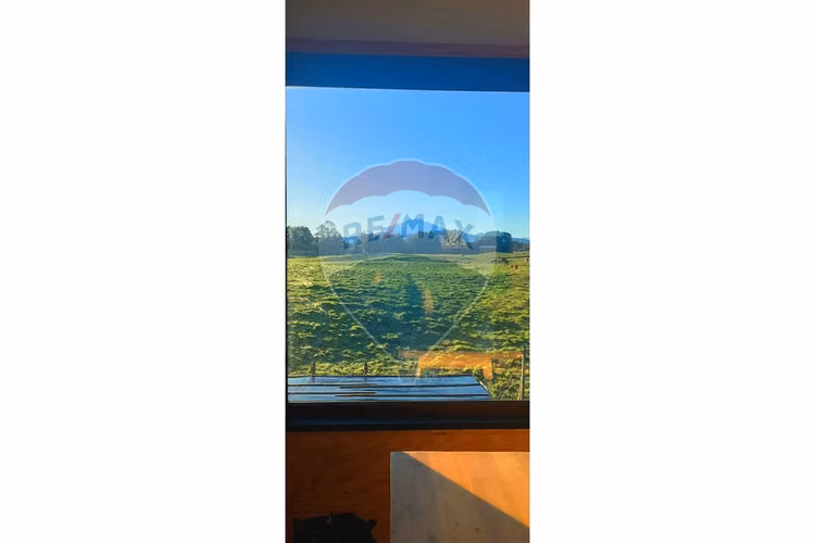 Venta de linda casa y oarcela en camino a ensenad.