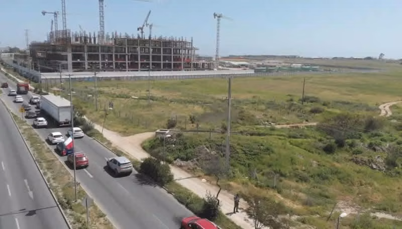 Terreno Construcción AV. LA CANTERA CON SALVADOR ALLENDE