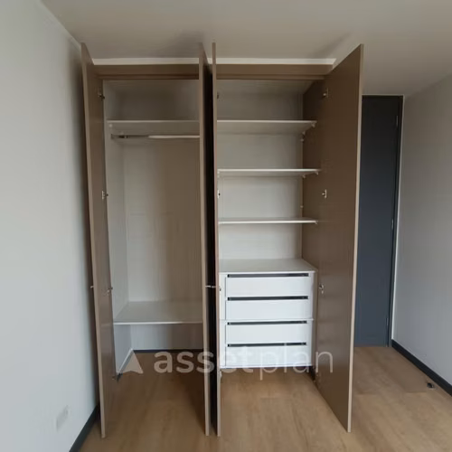 Av. Sta. Rosa 5027 (1 Est ) [2882-4]