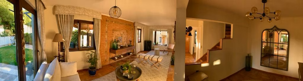 Excelente casa en Lomas de San Sebastian